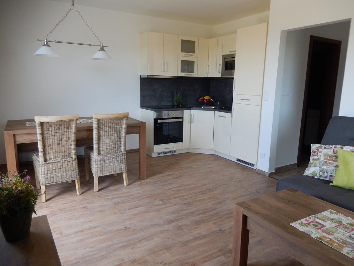 Horske Apartmany Bily Vlk Vaclavov u Bruntalu Ngoại thất bức ảnh