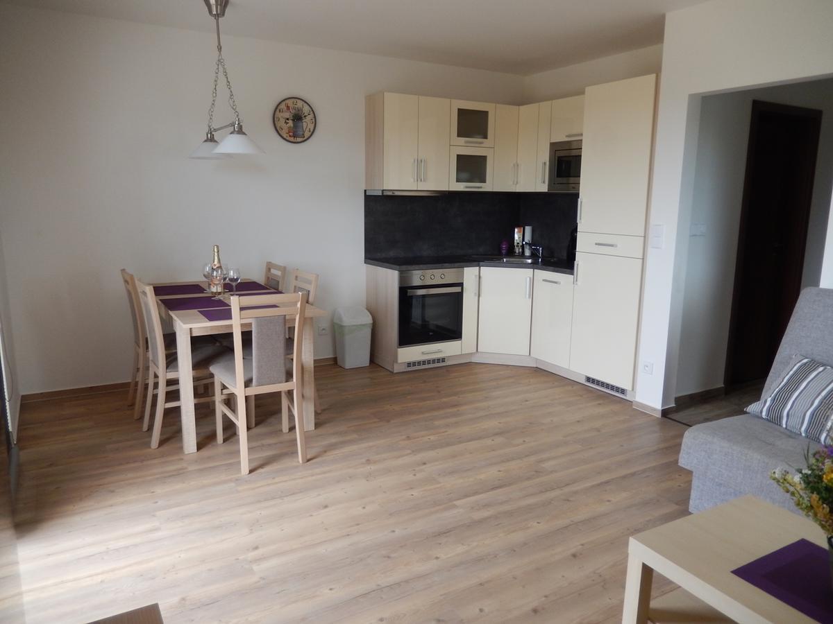 Horske Apartmany Bily Vlk Vaclavov u Bruntalu Ngoại thất bức ảnh