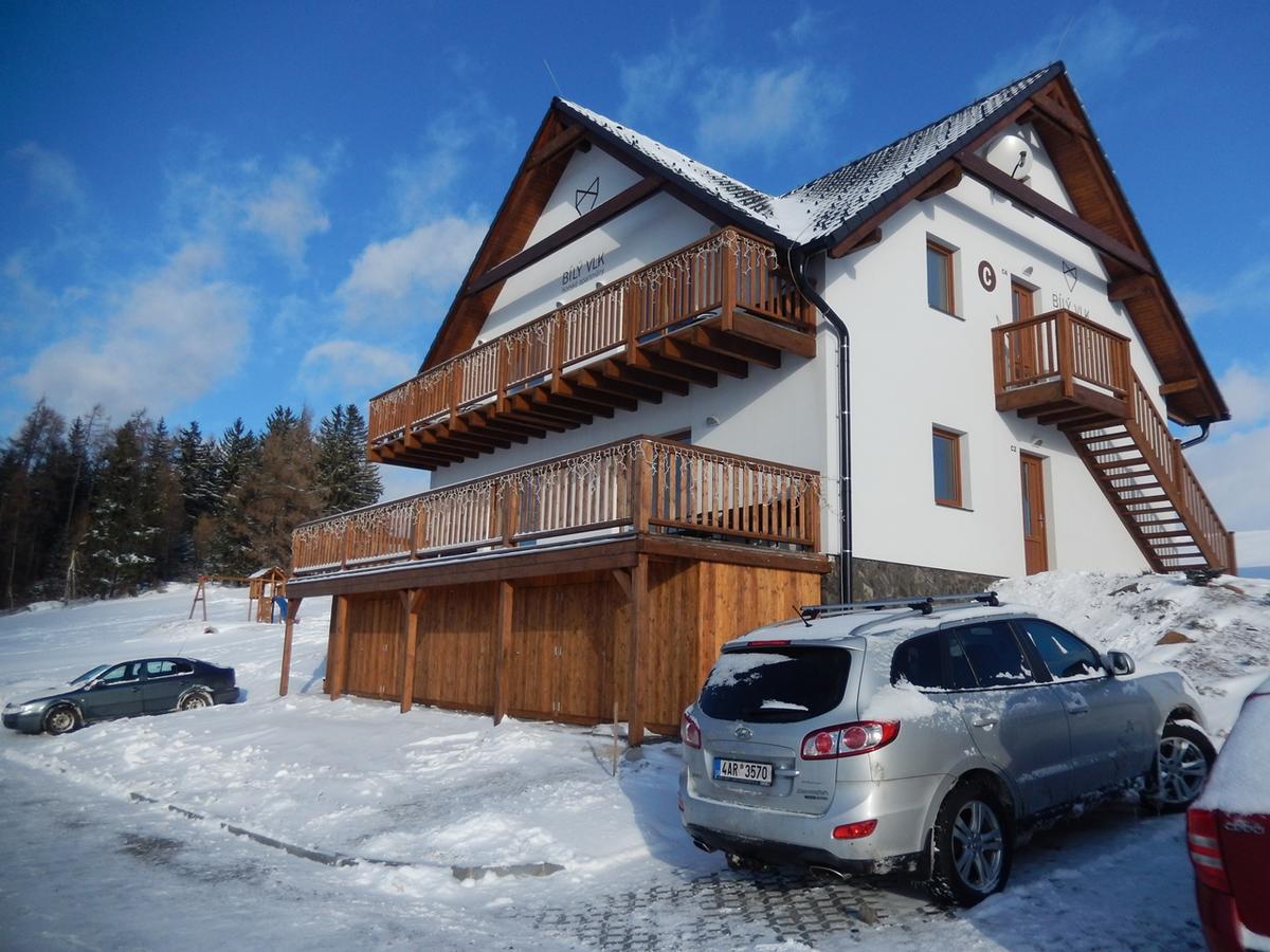 Horske Apartmany Bily Vlk Vaclavov u Bruntalu Ngoại thất bức ảnh
